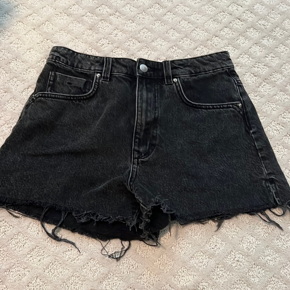 Zara black jean shorts size 6